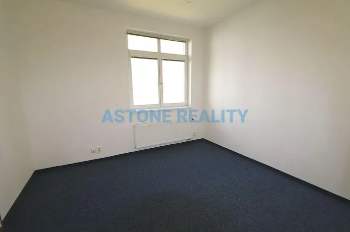 Pronájem kanceláře, Praha - Hloubětín, Klánovická, 78 m2
