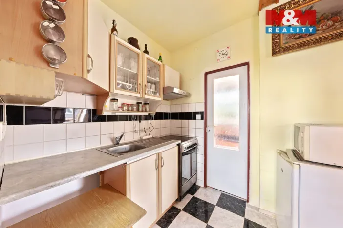 Pronájem bytu 2+1, Děčín - Děčín II-Nové Město, Lužická, 71 m2