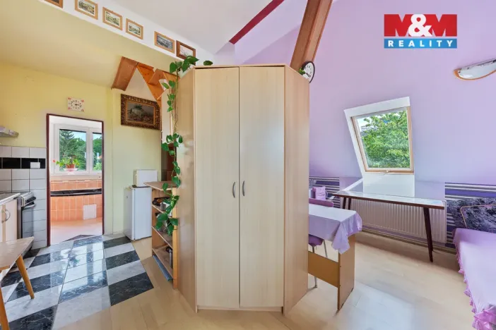 Pronájem bytu 2+1, Děčín - Děčín II-Nové Město, Lužická, 71 m2