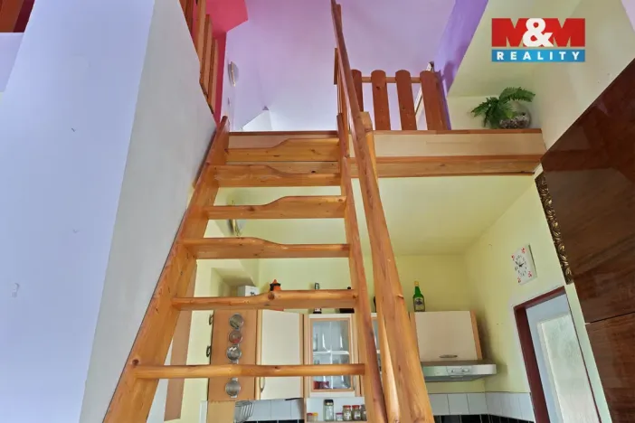 Pronájem bytu 2+1, Děčín - Děčín II-Nové Město, Lužická, 71 m2