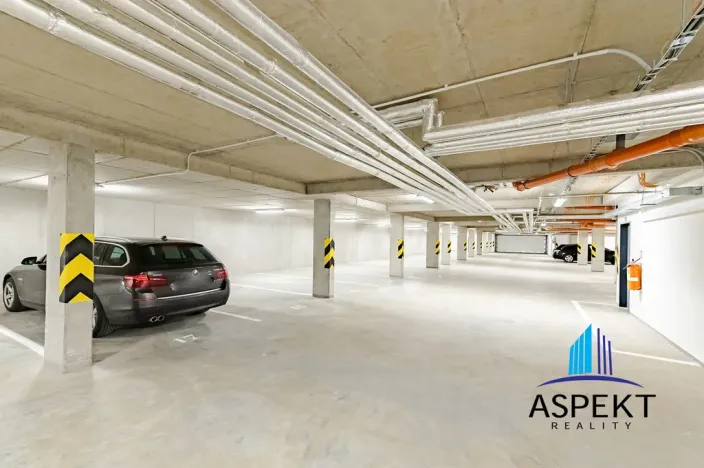 Pronájem bytu 2+kk, Praha, Formanská, 42 m2