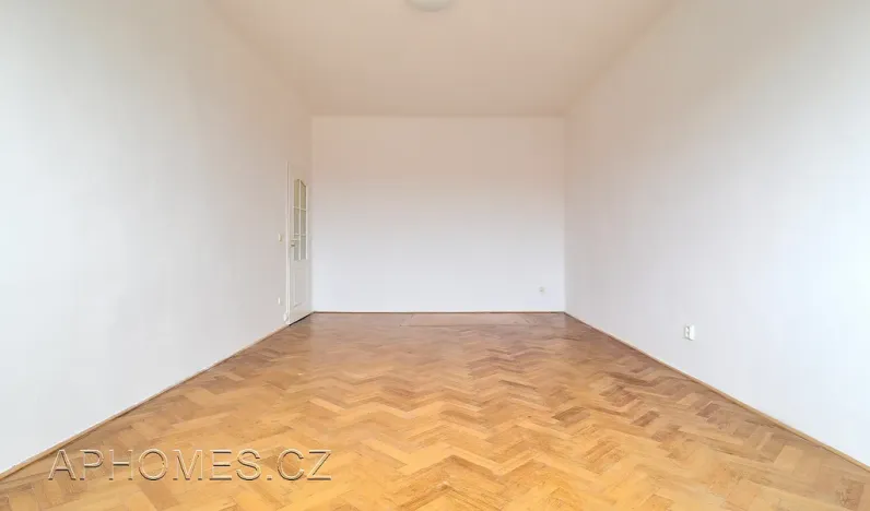 Pronájem bytu 1+kk, Praha - Nusle, U čtyř domů, 32 m2