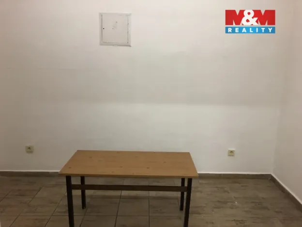 Pronájem obchodního prostoru, Hranice - Hranice I-Město, Svatoplukova, 52 m2