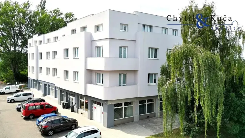 Pronájem ubytování, Přerov, Škodova, 985 m2