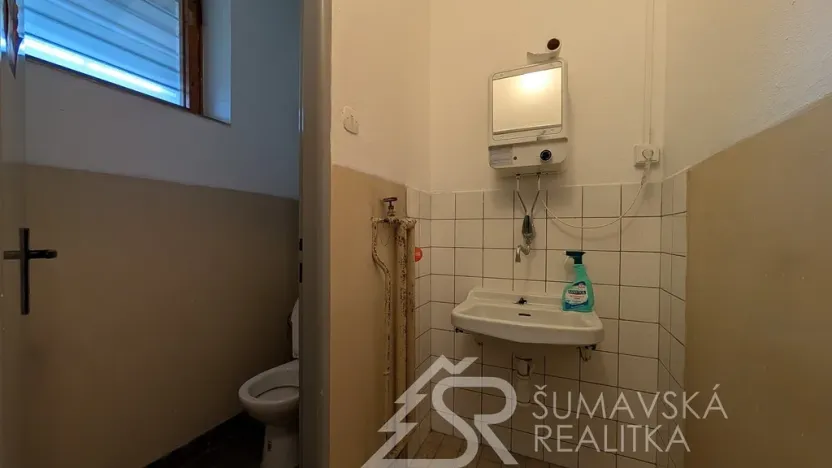 Prodej obchodního prostoru, Žihobce, 330 m2