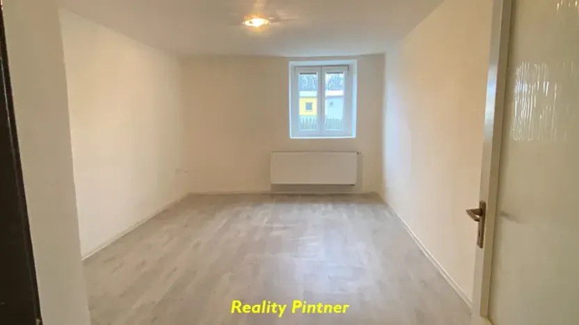 Prodej bytu 1+1, Březnice, V koleji, 40 m2