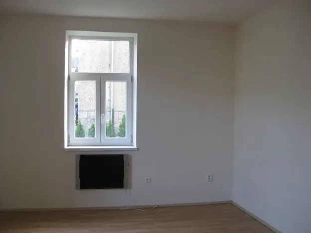 Pronájem bytu 1+1, Liberec, Husitská, 42 m2