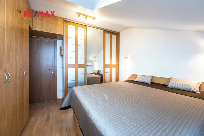 Prodej bytu 2+kk, Praha - Libeň, Podvinný mlýn, 45 m2