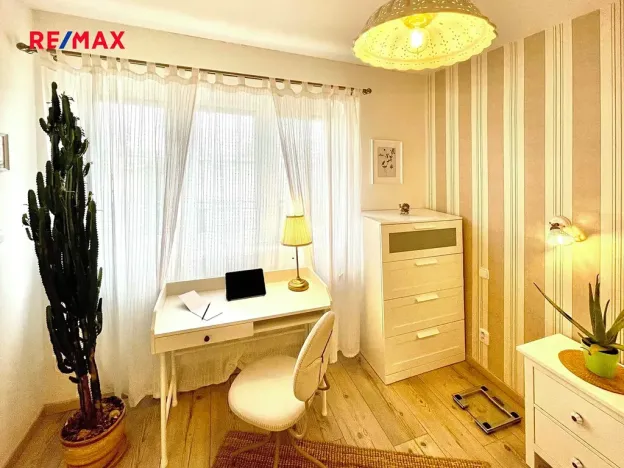 Pronájem bytu 2+kk, Praha - Nusle, U družstva Ideál, 32 m2