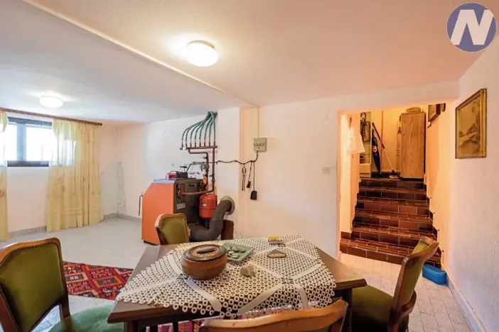 Prodej rodinného domu, Medulin, Chorvatsko, Dvorine, 155 m2