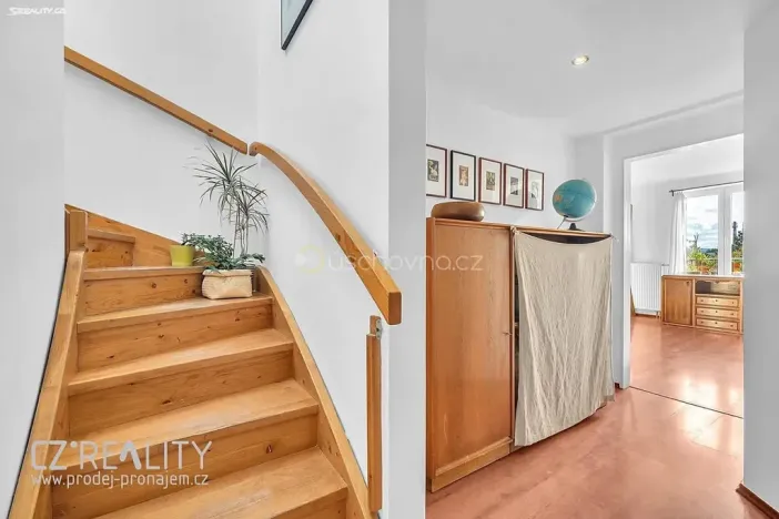 Prodej bytu 4+kk, Praha - Zbraslav, Jaromíra Vejvody, 187 m2