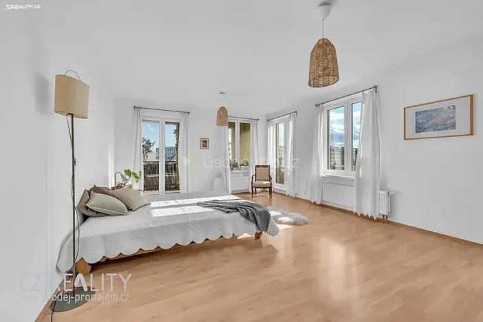 Prodej bytu 4+kk, Praha - Zbraslav, Jaromíra Vejvody, 187 m2