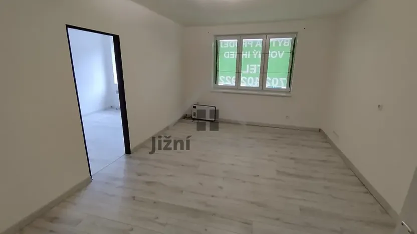 Prodej bytu 3+1, Mladá Vožice, Husovo náměstí, 80 m2