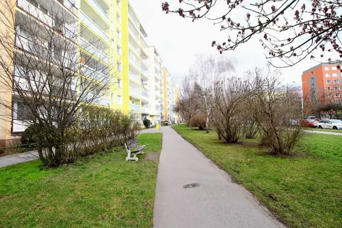 Pronájem bytu 2+kk, Praha, Novodvorská, 55 m2