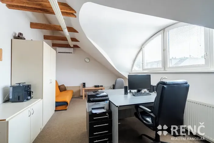 Prodej kanceláře, Brno, Blatného, 265 m2