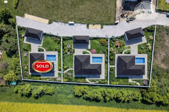 Prodej pozemku, Zlonín, 637 m2