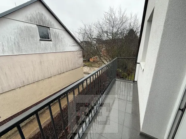 Pronájem atypického bytu, Praha - Stodůlky, Frimlova, 196 m2