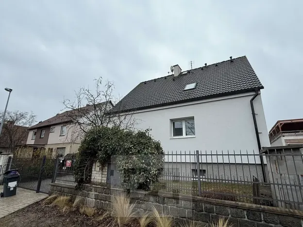 Pronájem rodinného domu, Praha - Stodůlky, Frimlova, 196 m2