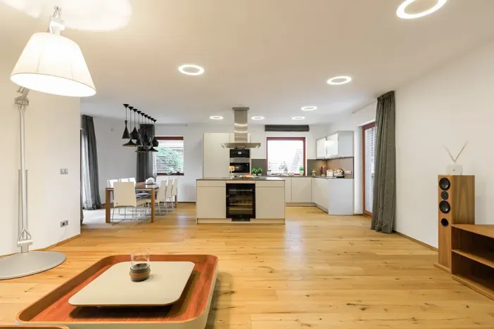 Prodej rodinného domu, Konojedy, 489 m2