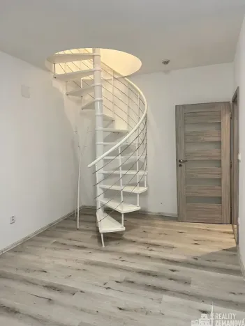 Pronájem bytu 3+kk, Praha - Malá Chuchle, Paroplavební, 78 m2