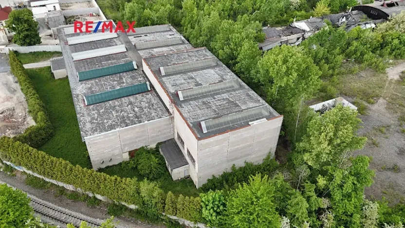 Prodej výrobních prostor, Roudnice nad Labem, Pracnerova, 2250 m2