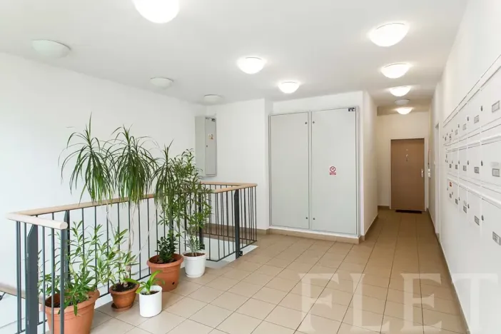 Prodej bytu 2+kk, Praha - Kbely, Herlíkovická, 50 m2