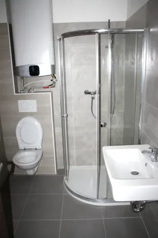 Pronájem bytu 2+kk, Praha - Holešovice, Dělnická, 48 m2