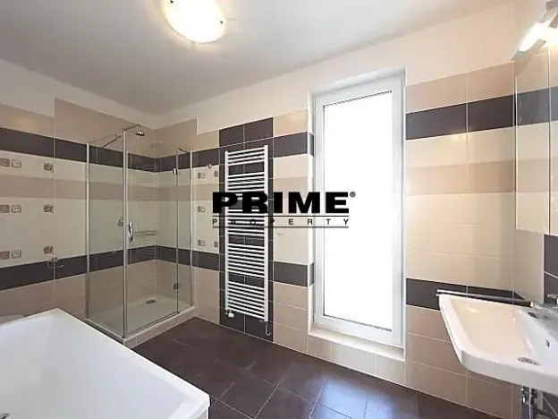 Pronájem rodinného domu, Průhonice, Pod Valem II., 280 m2