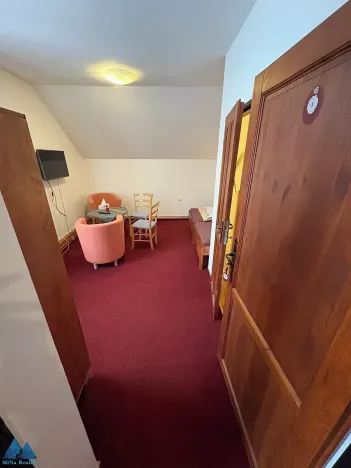 Pronájem restaurace, Horní Maršov, Třída Josefa II., 320 m2