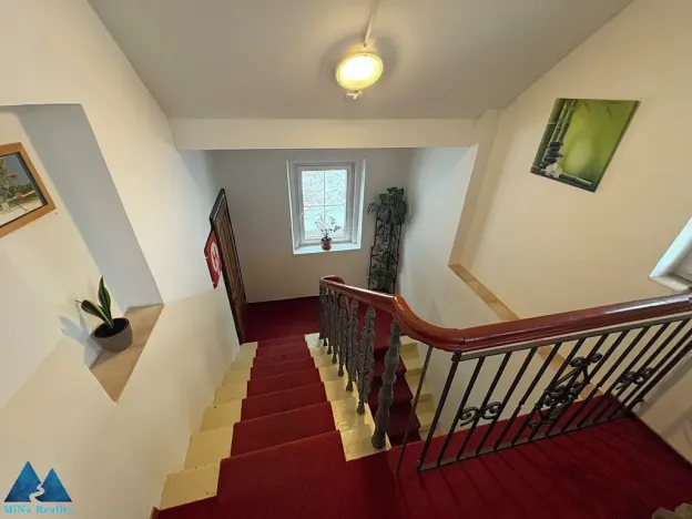 Pronájem restaurace, Horní Maršov, Třída Josefa II., 320 m2