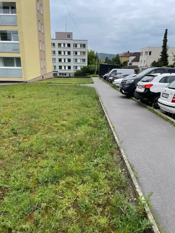 Pronájem garážového stání, Praha - Modřany, Na Cikorce, 20 m2