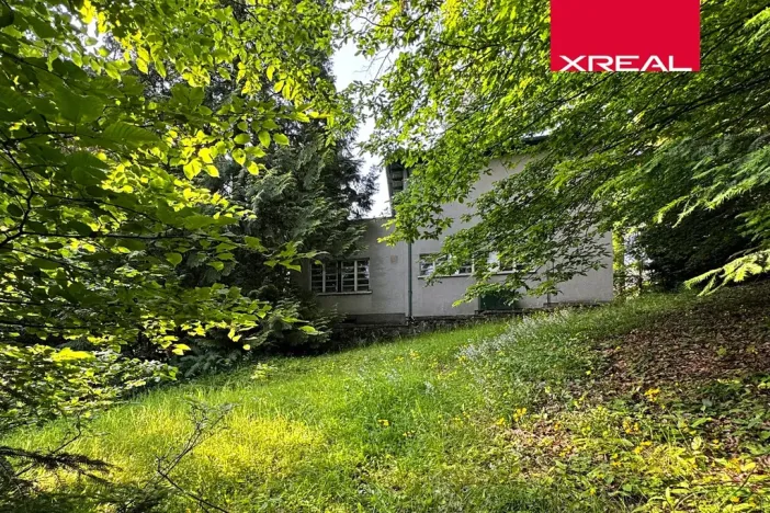 Prodej rodinného domu, Kamenice, Lomená, 157 m2