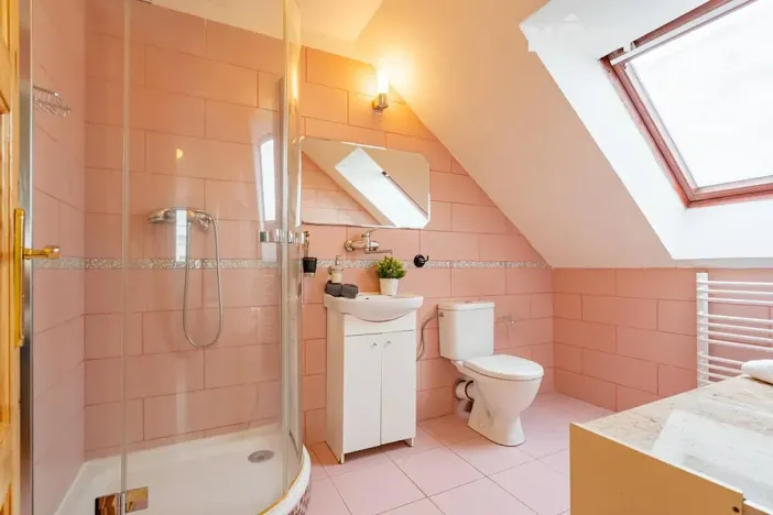 Prodej ubytování, Horní Stropnice, 360 m2