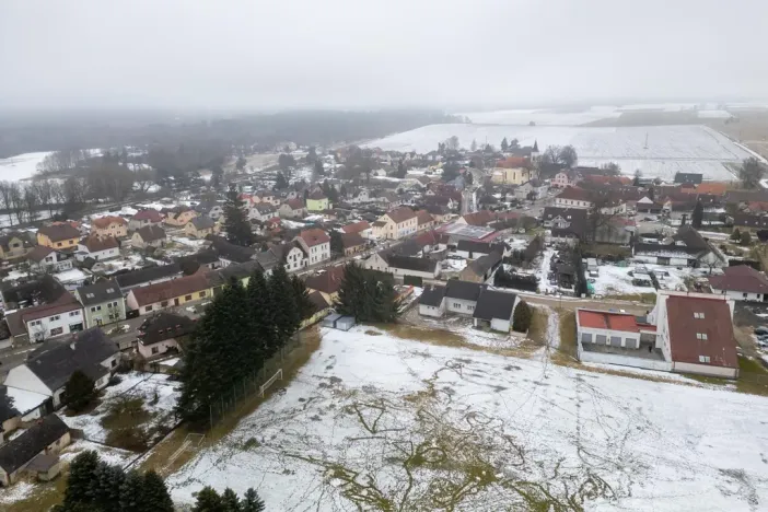 Prodej bytu 2+1, Suchdol nad Lužnicí, sídl. 9. května, 57 m2