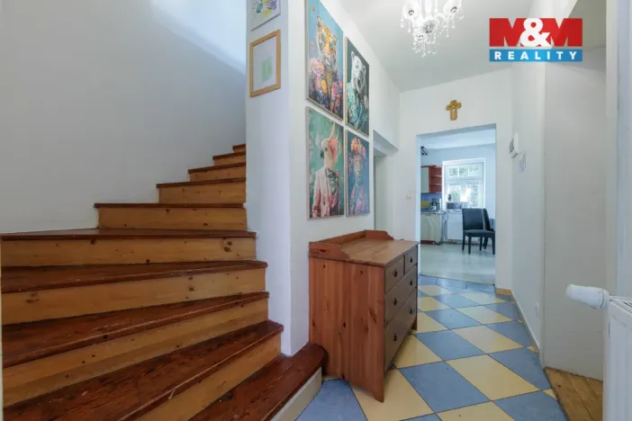 Prodej rodinného domu, Hroznětín, ČSA, 240 m2