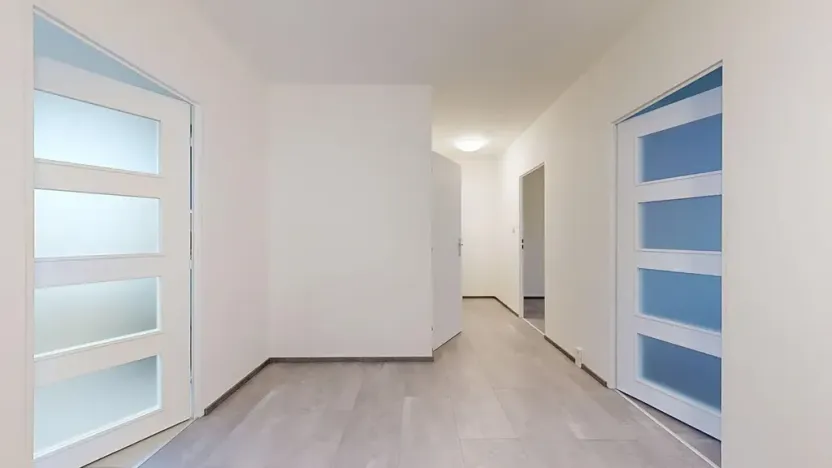 Pronájem bytu 3+1, Praha - Střížkov, Děčínská, 87 m2