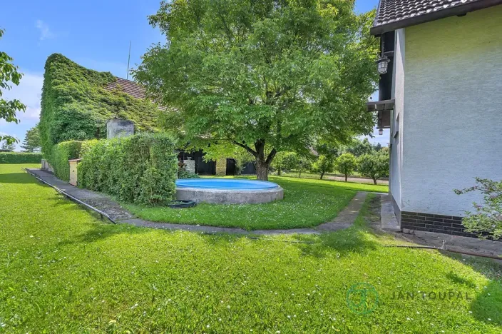 Prodej rodinného domu, Libřice, 280 m2