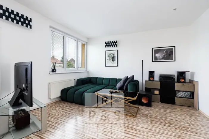 Prodej bytu 2+kk, Praha - Radlice, Na Farkáně III, 60 m2