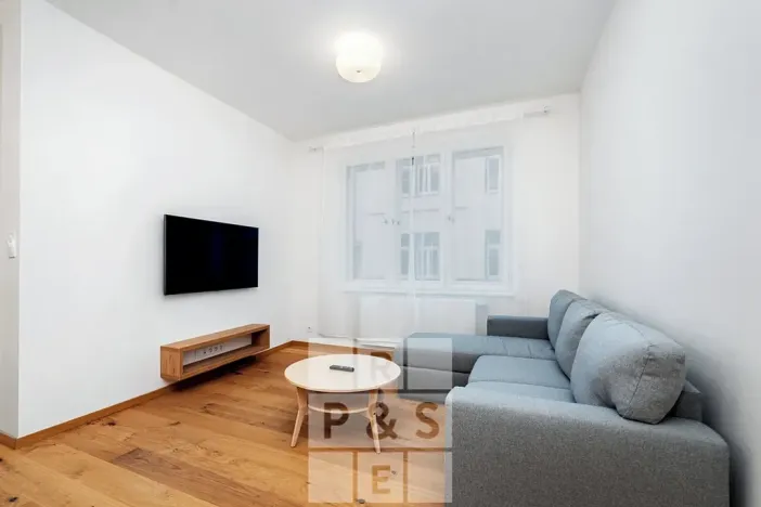 Pronájem bytu 2+kk, Praha - Vršovice, Krymská, 49 m2