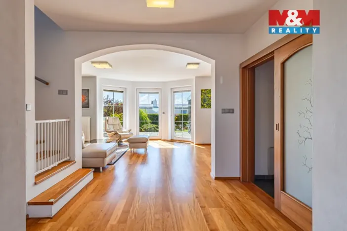 Prodej rodinného domu, Veltrusy, U Stadionu, 180 m2