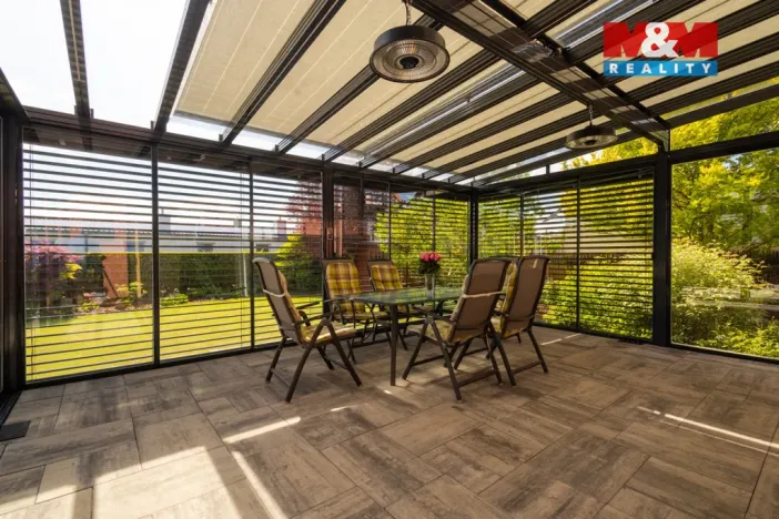 Prodej rodinného domu, Veltrusy, U Stadionu, 180 m2