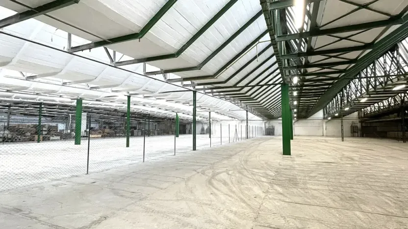 Pronájem skladu, Louny, Postoloprtská, 2200 m2