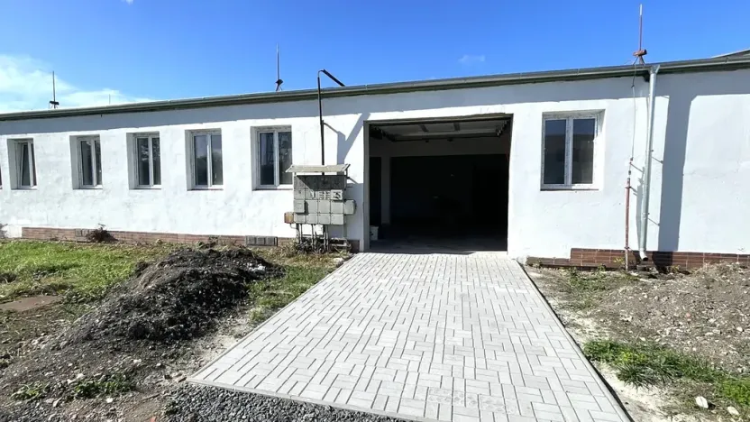 Pronájem skladu, Louny, Postoloprtská, 202 m2