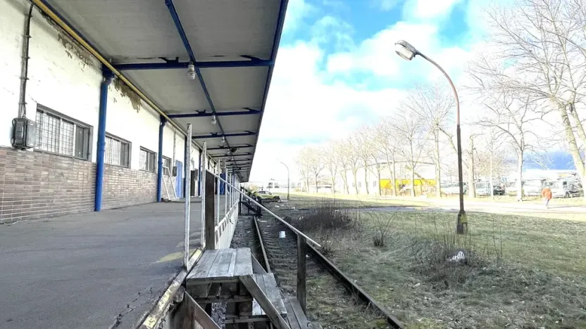 Pronájem skladu, Louny, Postoloprtská, 1200 m2