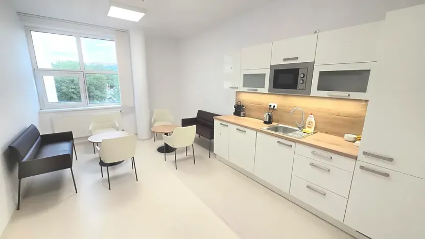 Pronájem ordinace, Praha - Libeň, Chlumčanského, 21 m2