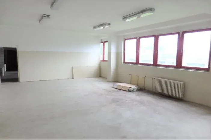 Pronájem skladu, Louny, Postoloprtská, 20000 m2