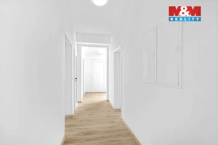 Prodej bytu 3+1, Hradec Králové - Kukleny, Pražská třída, 91 m2