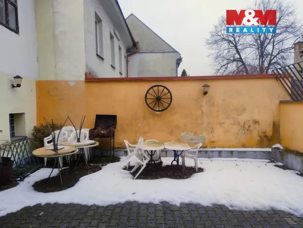 Prodej restaurace, Budišov nad Budišovkou, náměstí Republiky, 510 m2