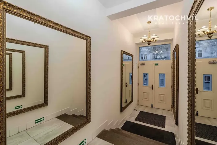 Prodej bytu 1+kk, Praha - Bubeneč, Korunovační, 32 m2