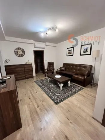 Pronájem bytu 2+kk, Mikulov, Koněvova, 46 m2